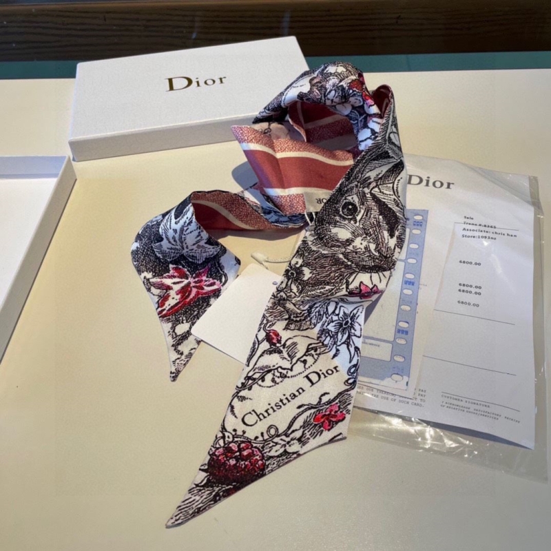 DIOR